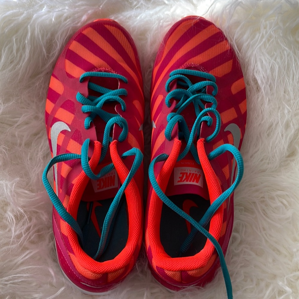 Nike training dual fusion tr new orange and red